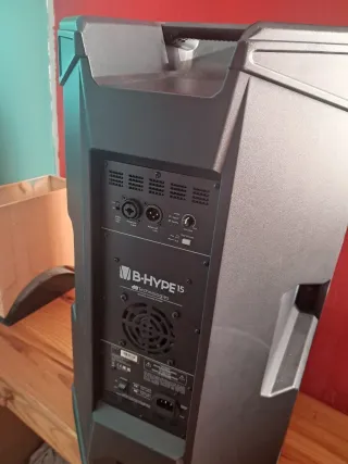 Pareja altavoces DB Technologies Hype 15