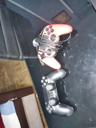 Consola PlayStation 4 PS4 Negra + 2 mandos, tecla