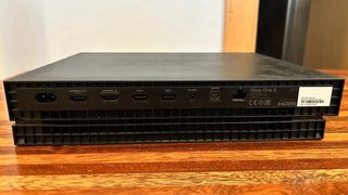 Xbox One X 1TB completa