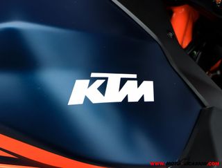 KTM 1290 SUPER DUKE R