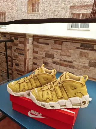 Nike Air More Uptempo Amarillas