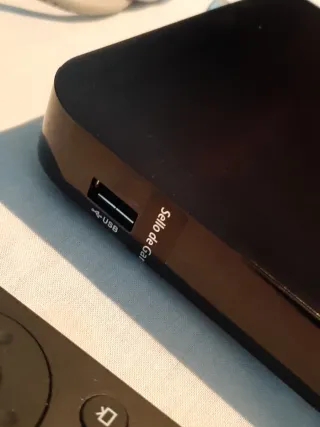 Decodificador TV 4K con Mando y Cables
