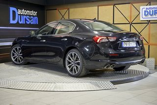 Maserati Ghibli   GT L4 330CV HybridGasolina RWD