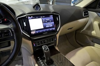 Maserati Ghibli   GT L4 330CV HybridGasolina RWD