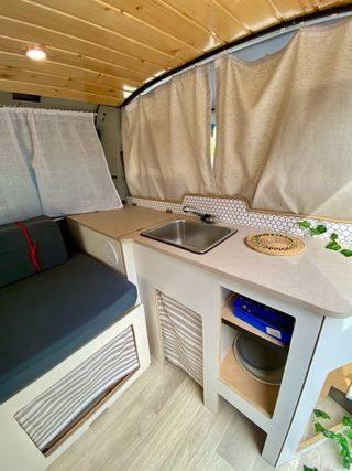 Volkswagen T4 2.5TDi Camper