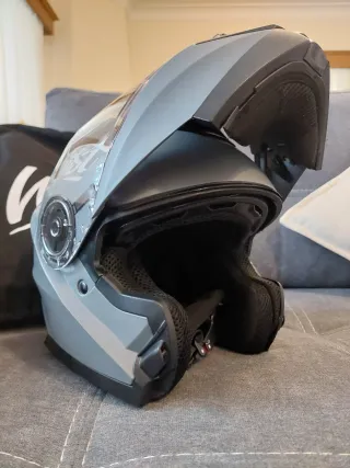 Capacete Modular Westt Cinza TAM. L