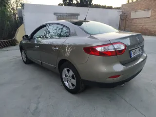 Renault Fluence 2012