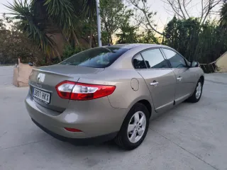 Renault Fluence 2012