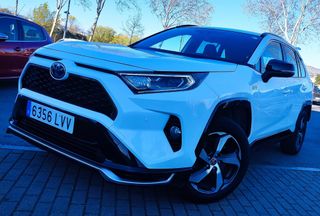 Toyota RAV4 4x4 300PH Hibrido Enchúfable 2022
