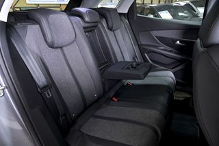 Peugeot 3008   1.5 BlueHDi 96kW 130CV SS Allure