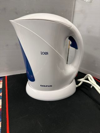 Hervidor de agua Taurus Loiza 1.7L