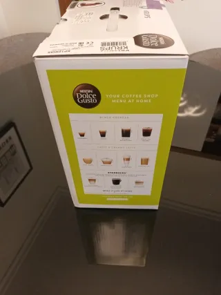 Cafetera Dolce Gusto Mini-Me, precintada.