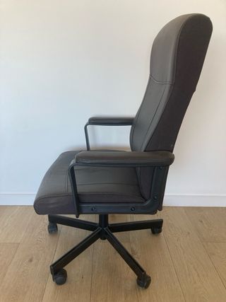 Silla de escritorio IKEA MILLBERGET negra
