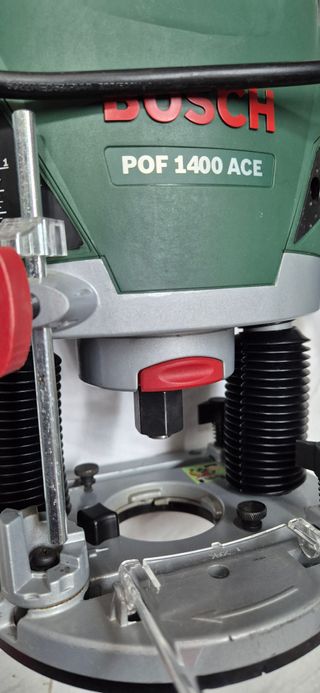 Fresadora Bosch POF 1400 ACE