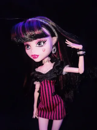 Draculaura - Monster High (2008)