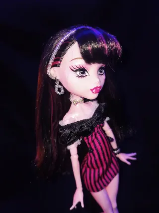 Draculaura - Monster High (2008)