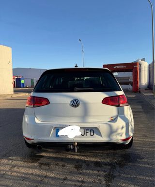 Volkswagen Golf VII
