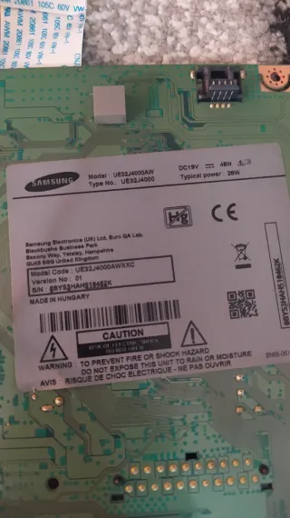 Placa Base Samsung 32 J4000AE Funciona