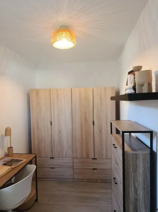 MONTAJE DE MOBILIARIO Y SERVICIO DE MANITAS