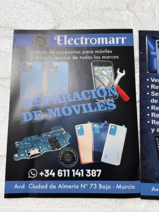 Venta y reparación de móviles y repuestos.