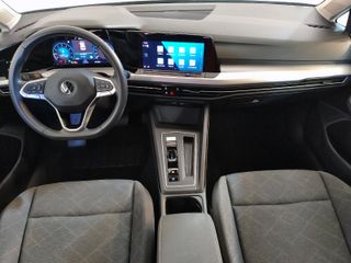 Volkswagen Golf 2021