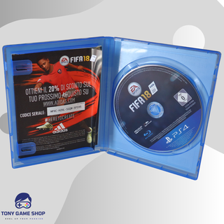 Lotto Giochi Calcio PS4: FIFA 15-20 & PES 2016
