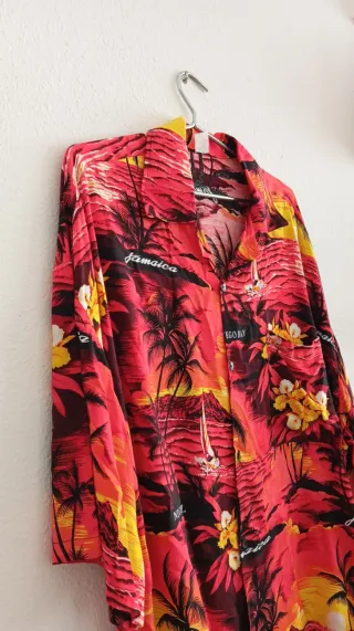 Camisa Hawaiana Estampada Palmeras y Velero