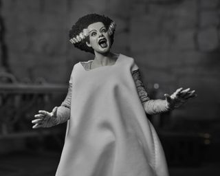 ULTIMATE LA NOVIA DE FRANKENSTEIN 18CM NECA