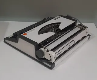 Conjunto 2 máquinas de escribir antiguas