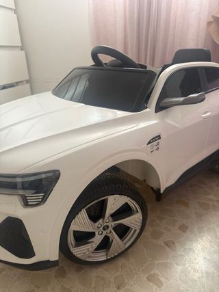 Coche Audi Batería Manual y Teledirigido