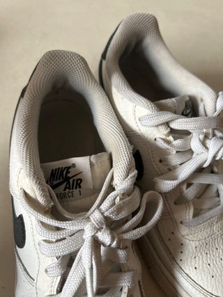 Nike Air Force 1 Deportivas Blancas y Negras