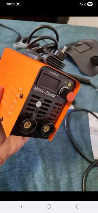 Soldadora MMA 250A sin usar
