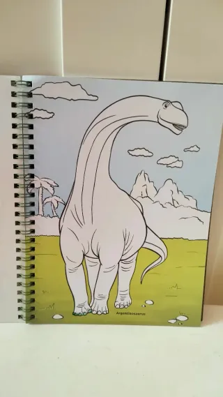 Libro de colorear de dinosaurios