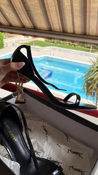 Tacchi Saint Laurent Paris Nero/Oro