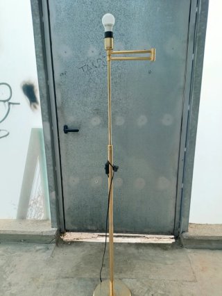 Lámpara de Pie Vintage Dorada Giratoria.