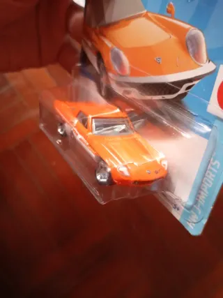 Hot Wheels 1968 Mazda Cosmo Sport Laranja