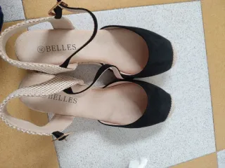 Alpargatas Beige y Negras