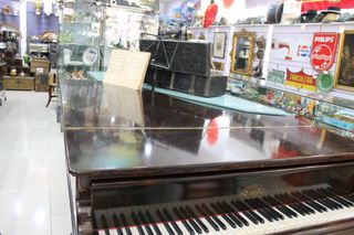Piano a coda Érard modello da salotto fine del...