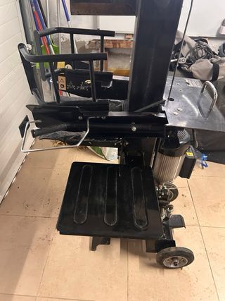 Hendedora (esclatadora) BENZA BVS855 Astilladora