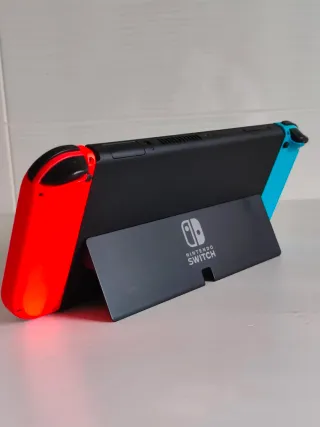Nintendo Switch OLED con Cargador y Funda | Nueva