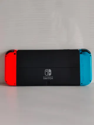 Nintendo Switch OLED con Cargador y Funda | Nueva