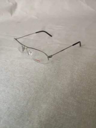 Montura de gafas Carrera plateada y negra