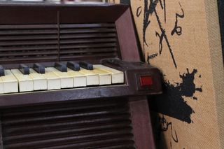 Piano Emenee Baby Grand, modello 1950