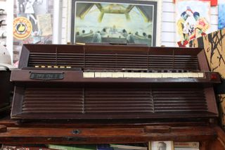 Piano Emenee Baby Grand, modello 1950