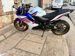 Honda CBR600F 2012