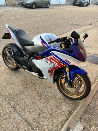 Honda CBR600F 2012