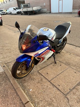 Honda CBR600F 2012
