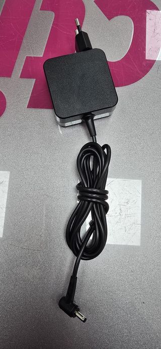 Ordenador Portátil Asus d515d AMD Ryzen 7 2.30 GHz 8 Ram 51