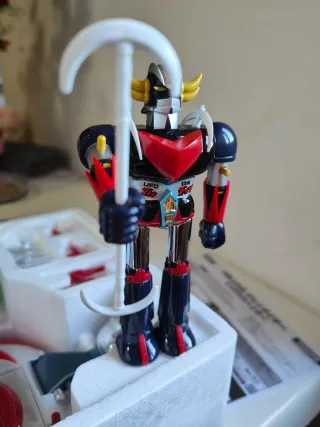 Super Robot Chogokin DX Grendizer & UFO Spazer