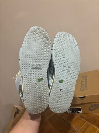 Nike Travis Trainer Talla 43